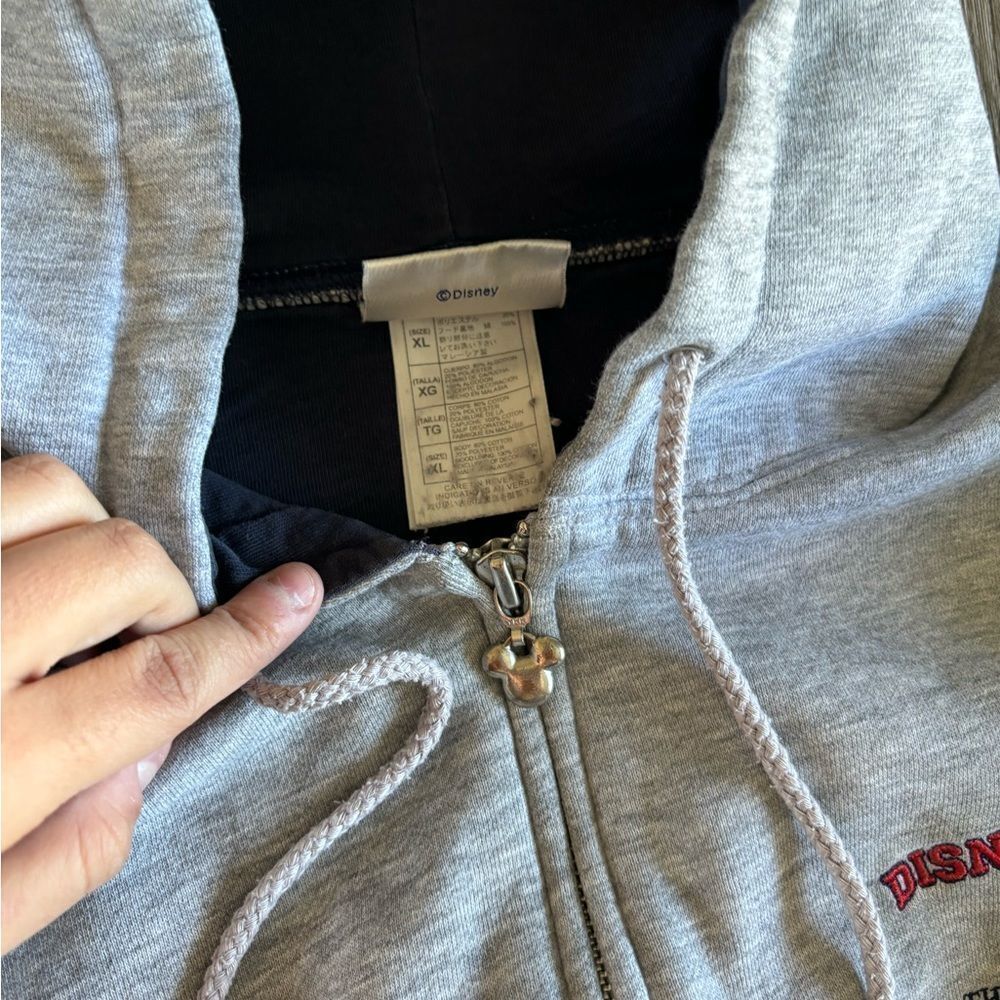 Vintage Disneyland Sweater - Picture 4 of 7